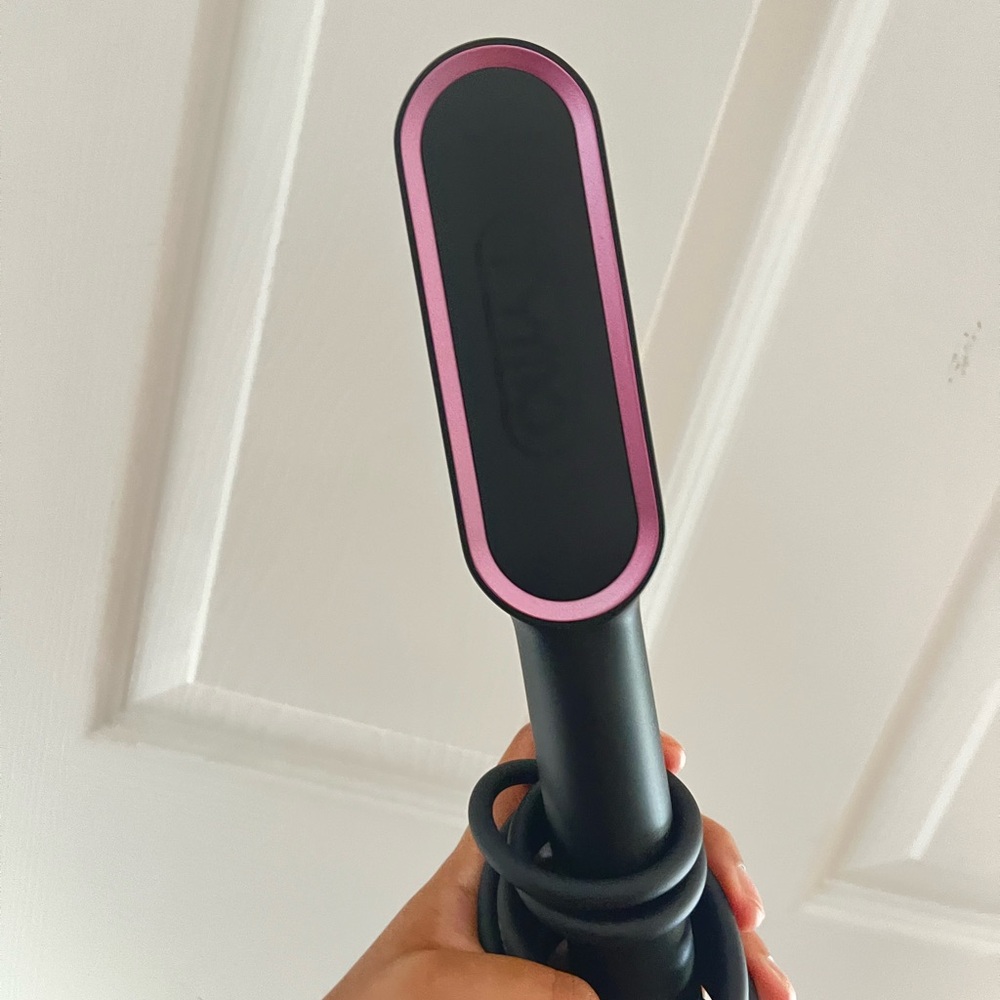 TYMO Black and Pink Hair straightener brush with styling tools ! ✨